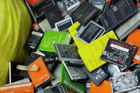 电池极片回收价格_回收旧电瓶多少钱_废锂电池回收价格表